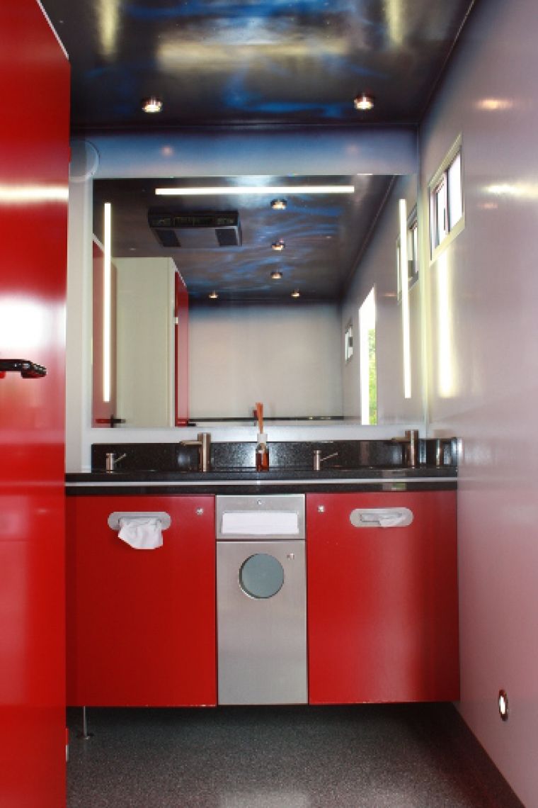 Werner Wagner GmbH Mobile Eventlösungen aus Obernzenn - Toiletten